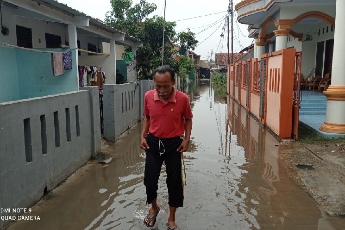 BPBD Kabupaten  Lebak minta warga waspadai longsor dan banjir