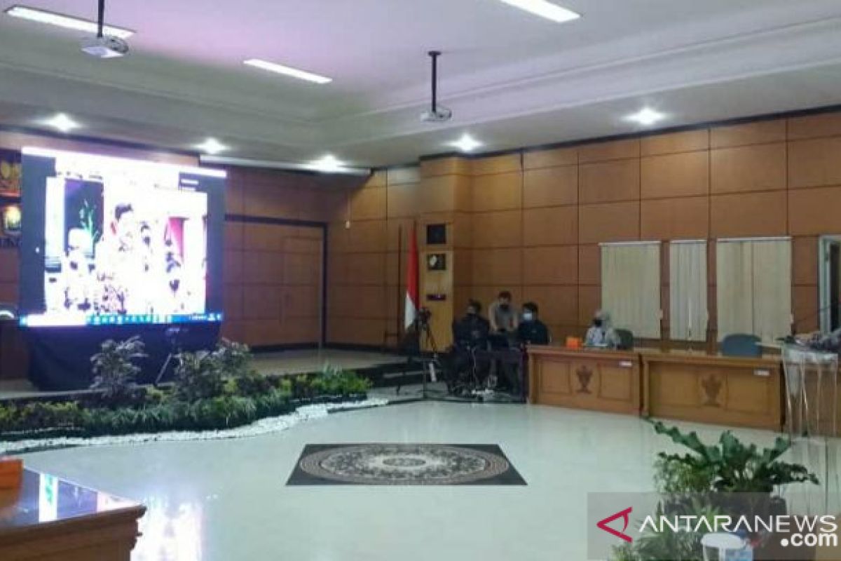 Bupati Belitung sampaikan laporan penanganan COVID-19 kepada Kapolri dan Panglima TNI