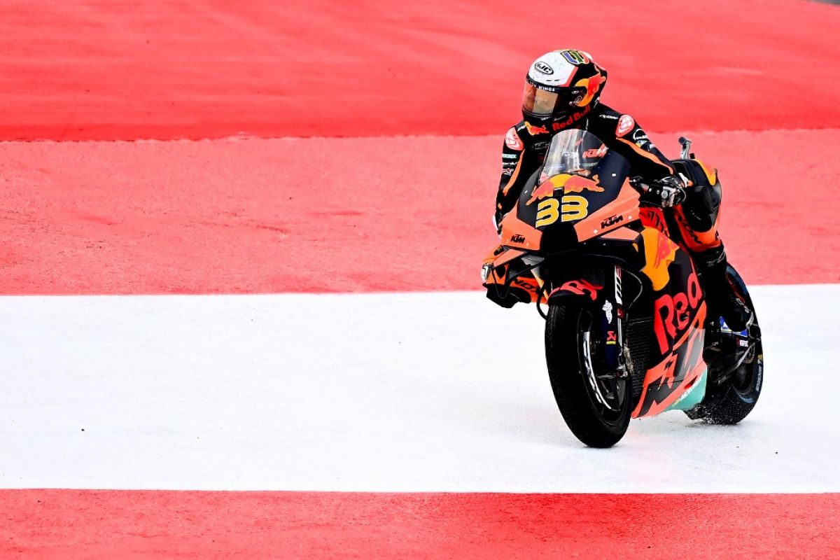 Brad Binder juarai GP Austria berkat 