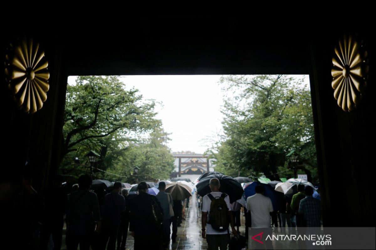 Aktor China dilarang tampil setelah foto di kuil Yasukuni Jepang