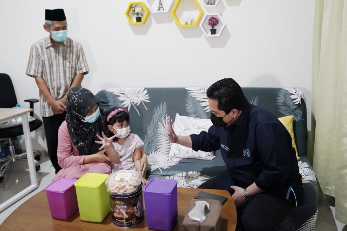 Menteri Erick minta BUMN sisihkan CSR untuk bantu anak karyawan