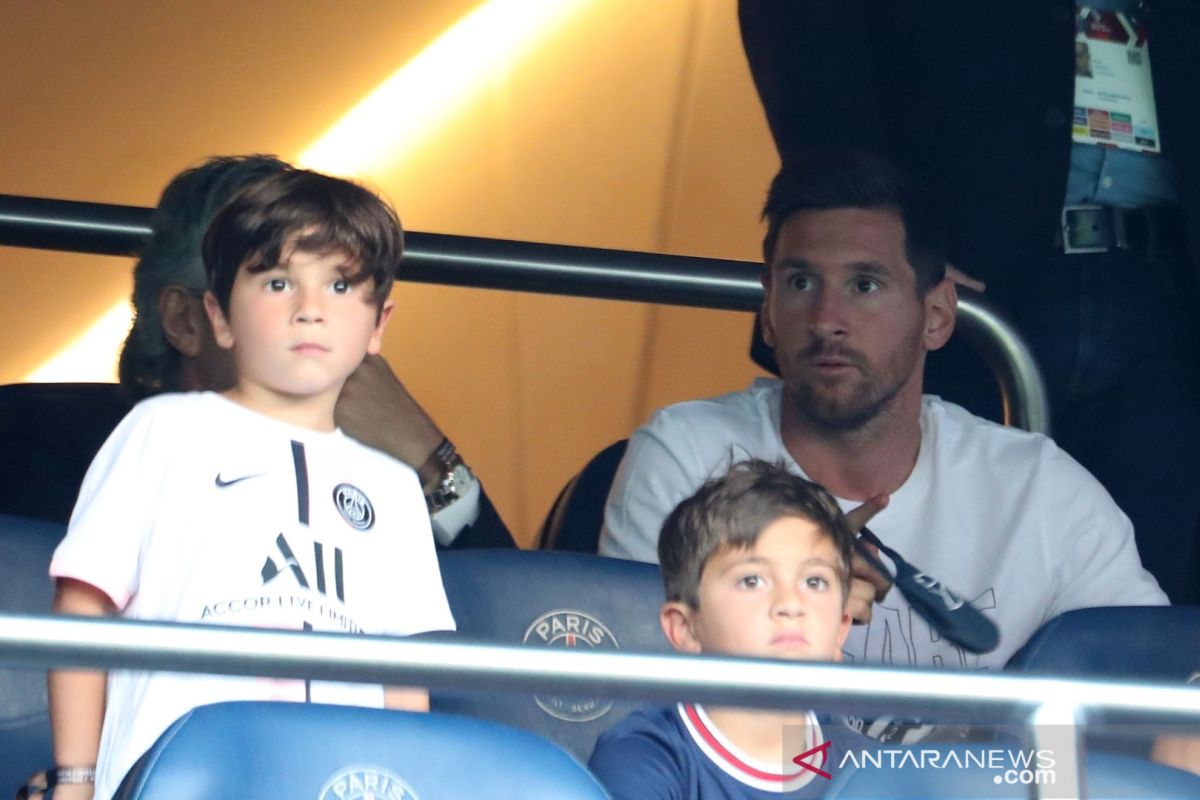 Peluang Messi debut untuk PSG lawan Brest