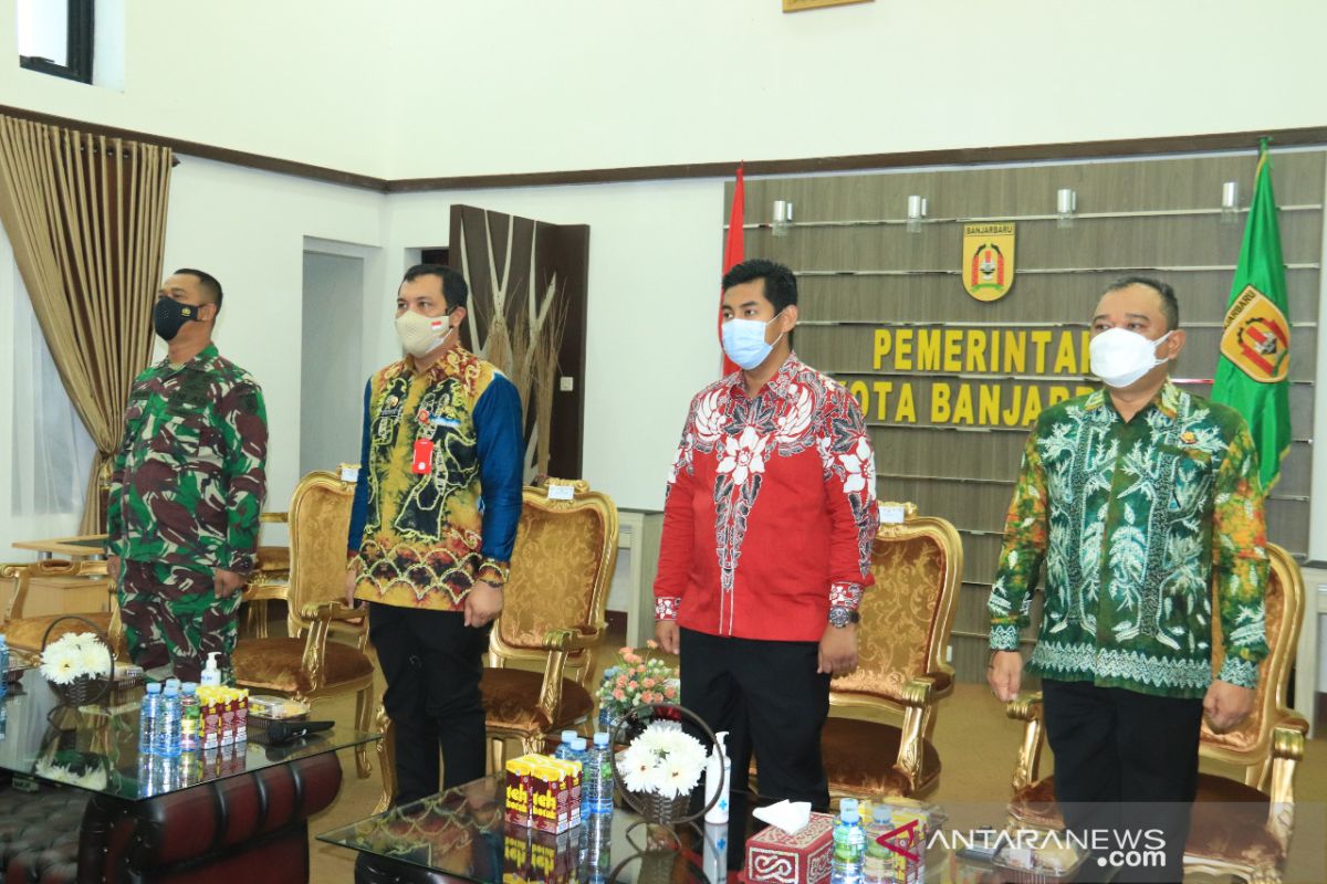 Ketua DPRD Banjarbaru ikuti peringatan Harjad Provinsi Kalsel