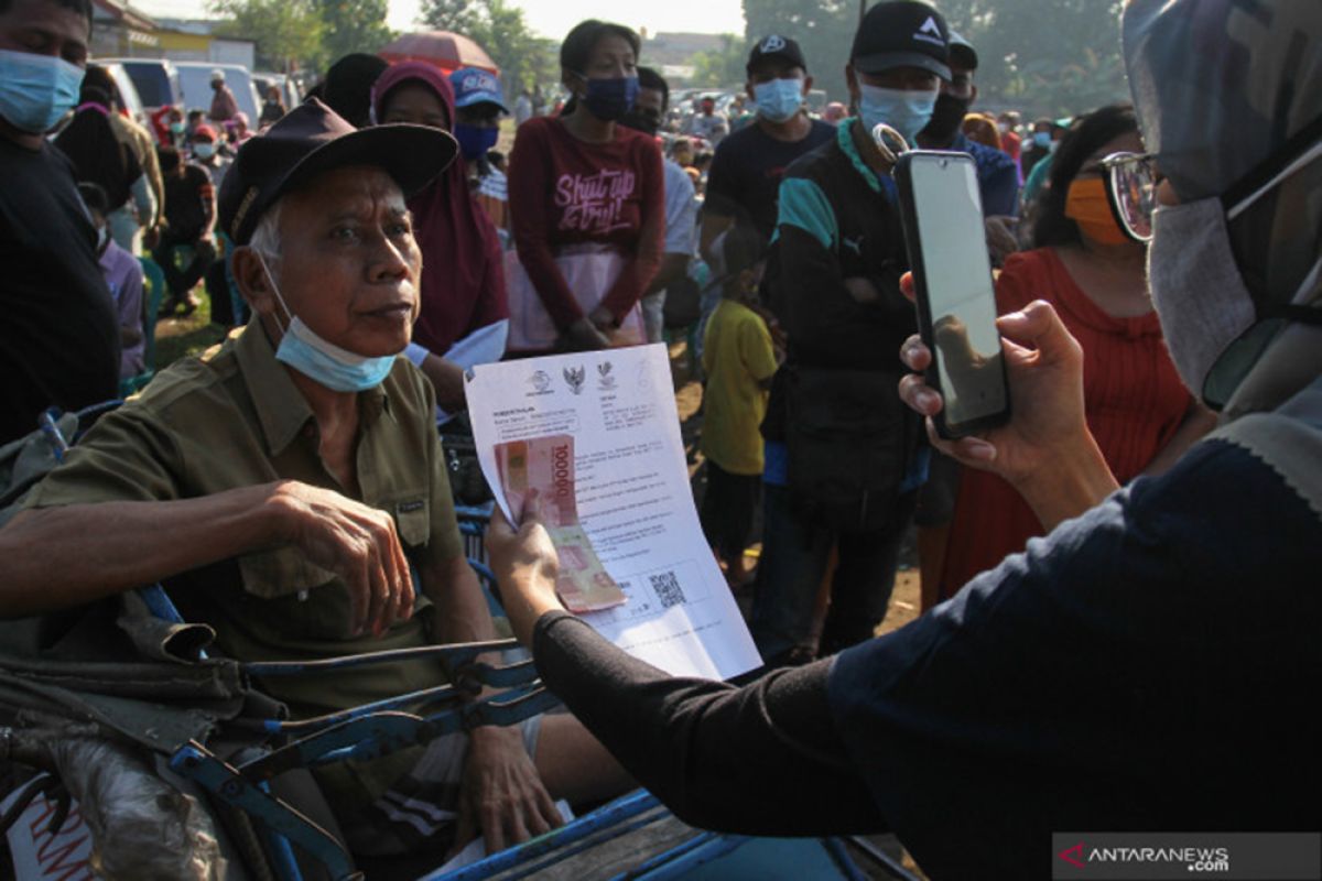 Penyaluran BST Tahap 14-15 di Surabaya capai 96 persen