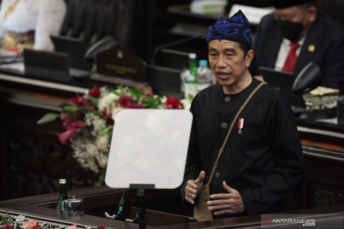 Membaca ekspresi Presiden Jokowi di Sidang Tahunan MPR 2021