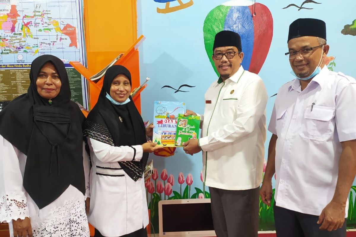 Ada karya siswa MIN Aceh Besar dicetak penerbit nasional