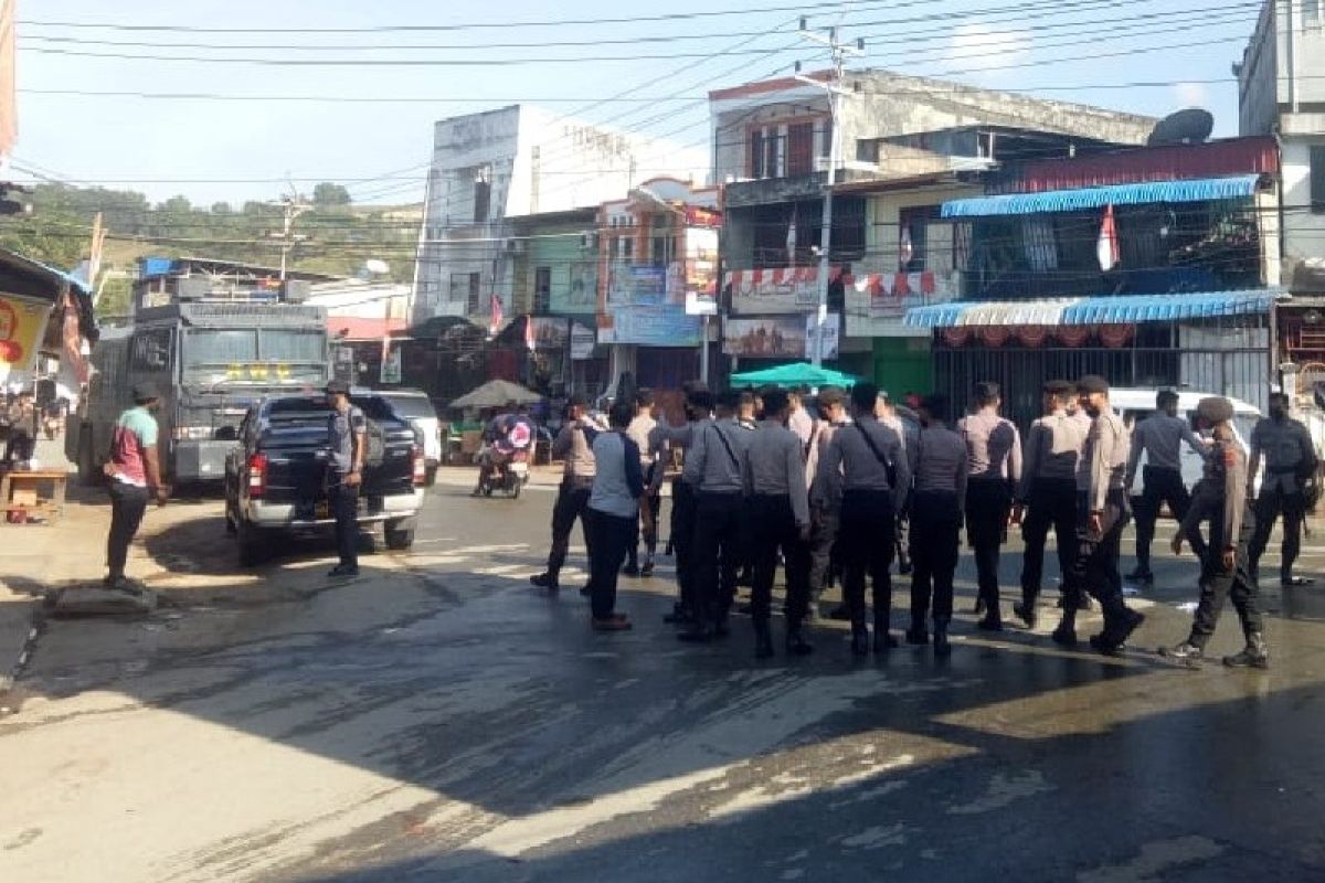 Polisi Jayapura bubarkan demo KNPB di Abepura karena langgar PPKM level IV