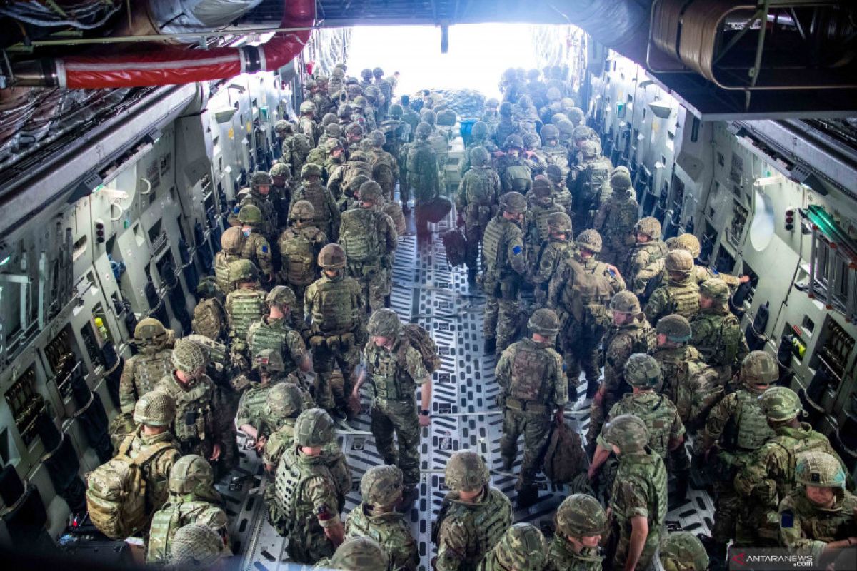 Pasukan Inggris akhiri evakuasi warga sipil dari Afghanistan
