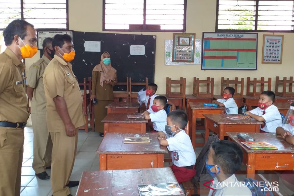 Sekolah di Belitung mulai belajar tatap muka secara terbatas