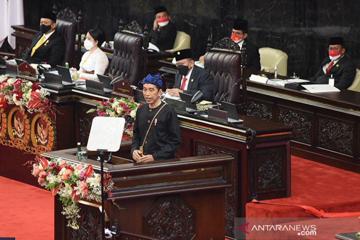 Belanja negara dalam RAPBN 2022 mencapai Rp2.708,7 triliun