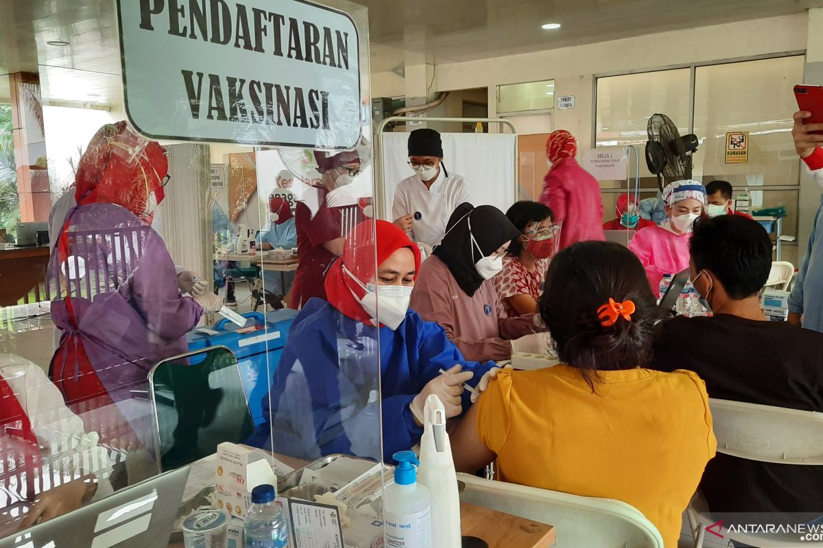 HUT RI, RSUD Tangerang gelar Vaksinasi Semarak Kemerdekaan