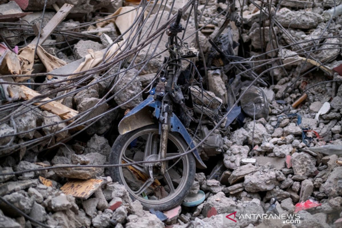 Korban tewas hampir 2.000,  penyintas gempa Haiti perlu bantuan