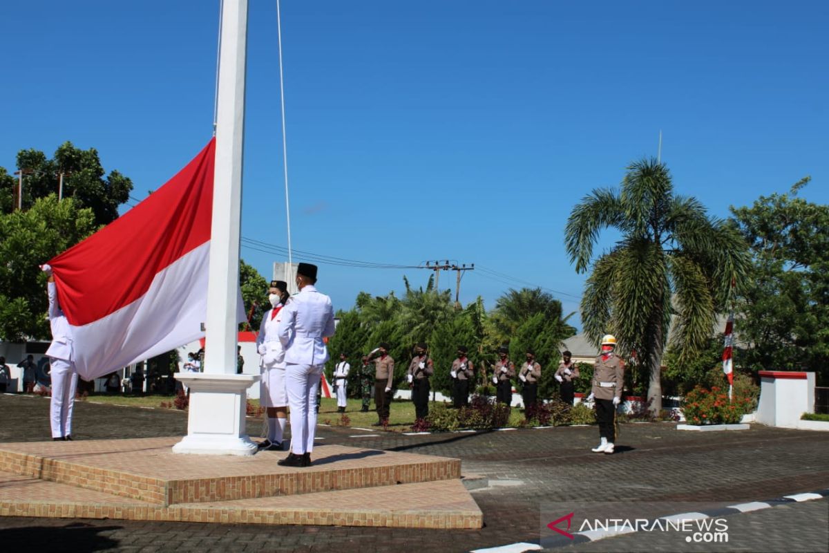 Dandim  ajak warga Sitaro isi kemerdekaan dengan hal positif