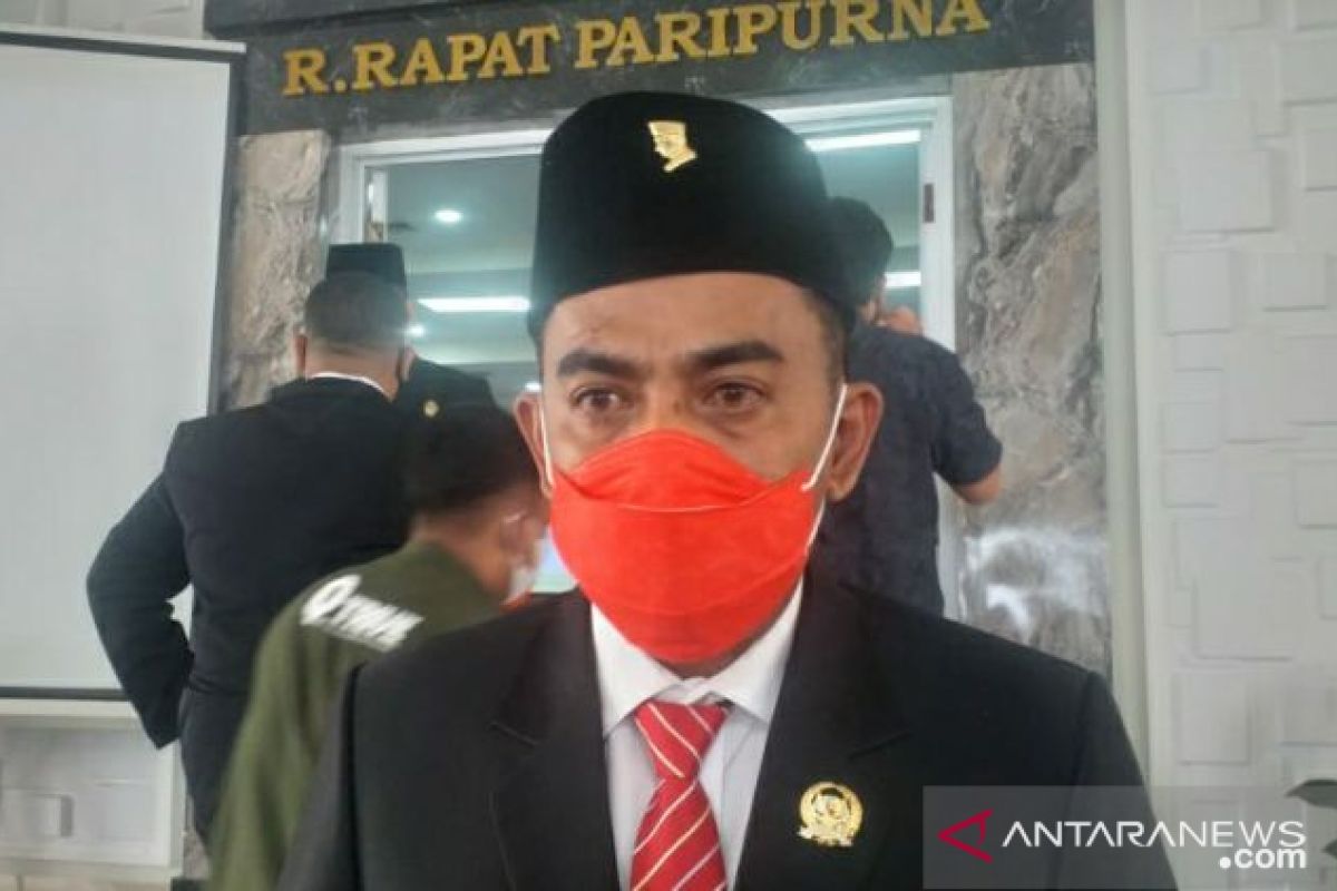 Ketua DPRD Belitung ajak masyarakat pantang menyerah hadapi pandemi