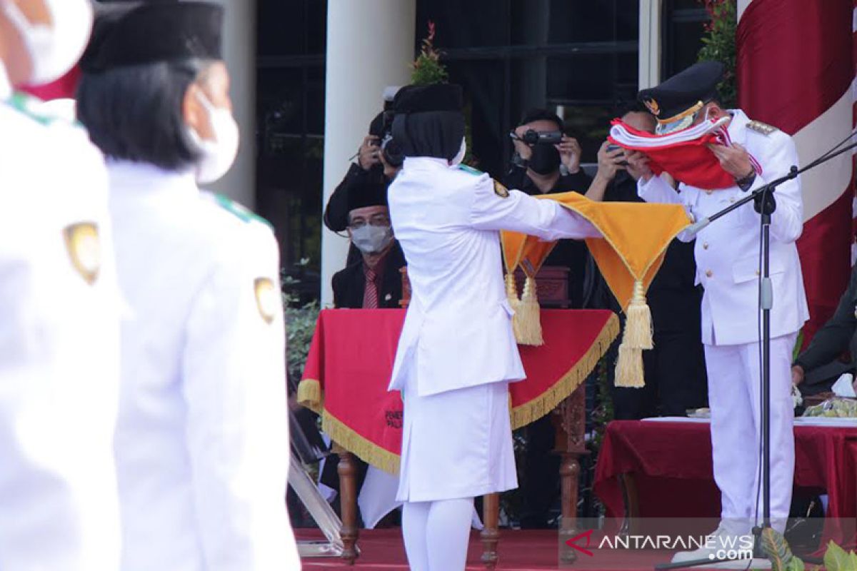 Wali Kota: HUT RI ke-76 momen perkuat persatuan hadapi pandemi