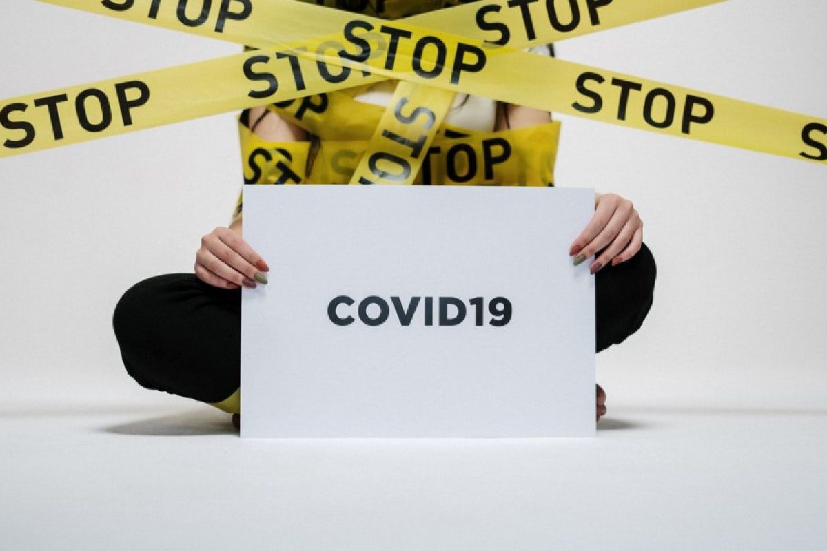 Orang yang tidak percaya COVID-19 punya kecenderungan kurang kritis