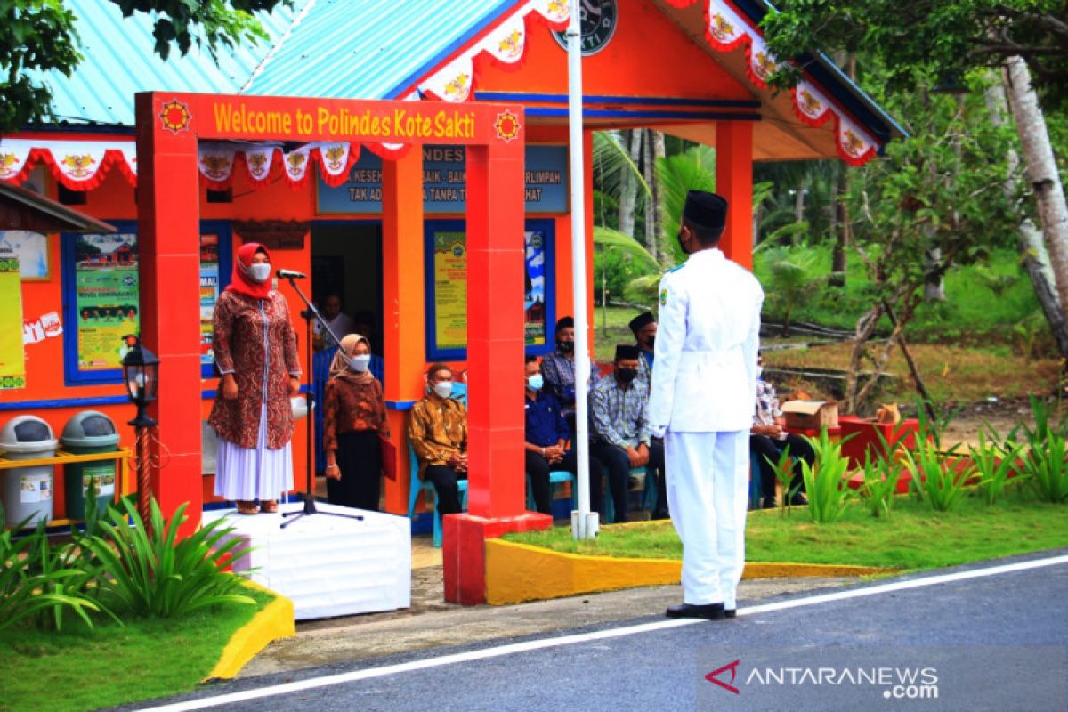 Polindes Kote Sakti rayakan HUT RI dengan berbagi bendera