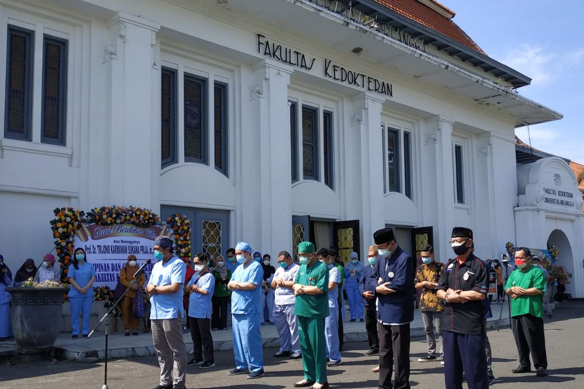 Selama pandemi, FK Unair kehilangan enam guru besar karena terpapar COVID-19