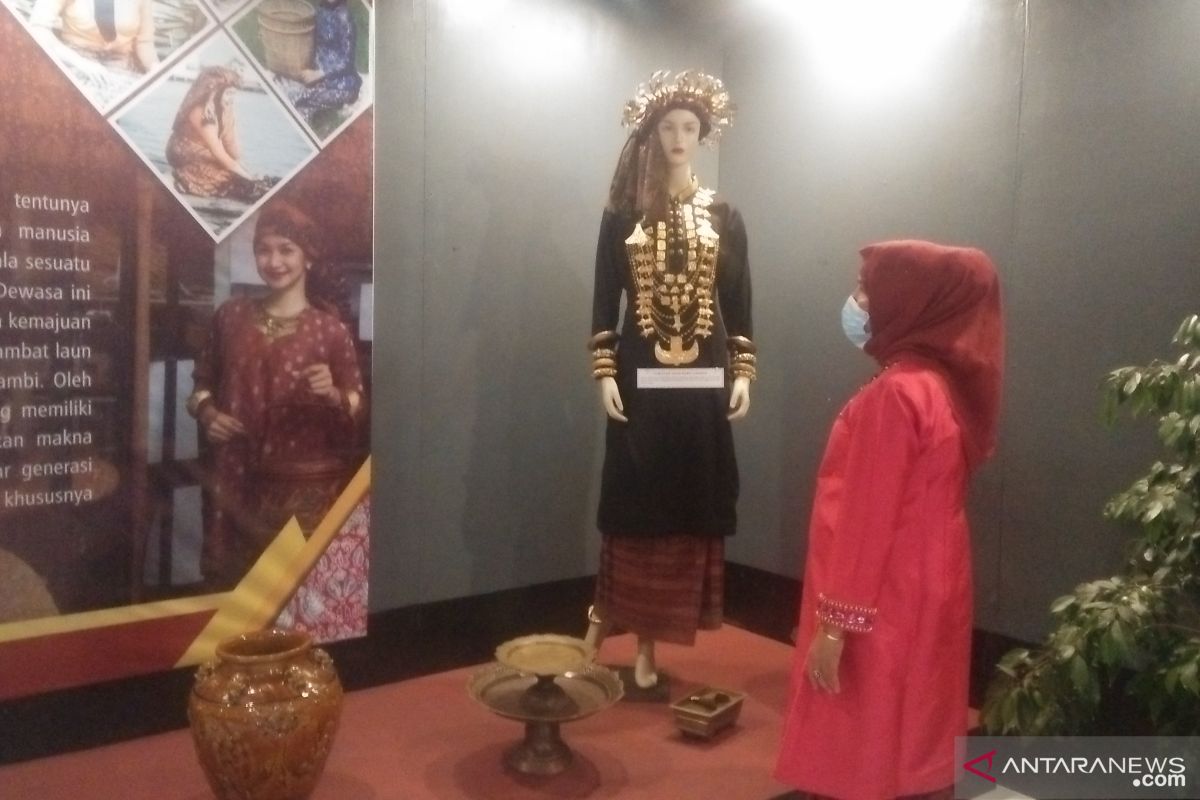 Museum Siginjei Jambi pamerkan 'eloknyo busano Upik Jambi'