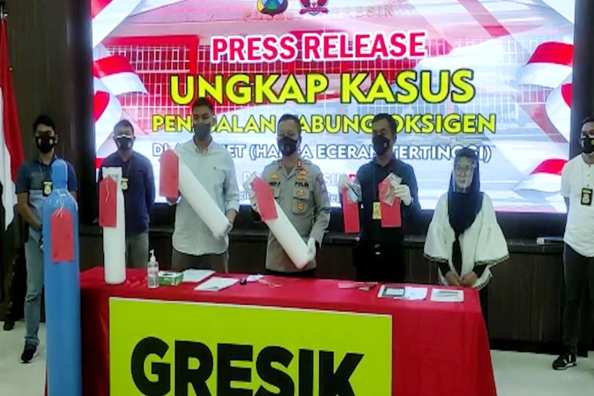 Polisi tangkap komplotan penjual  tabung oksigen di atas harga normal