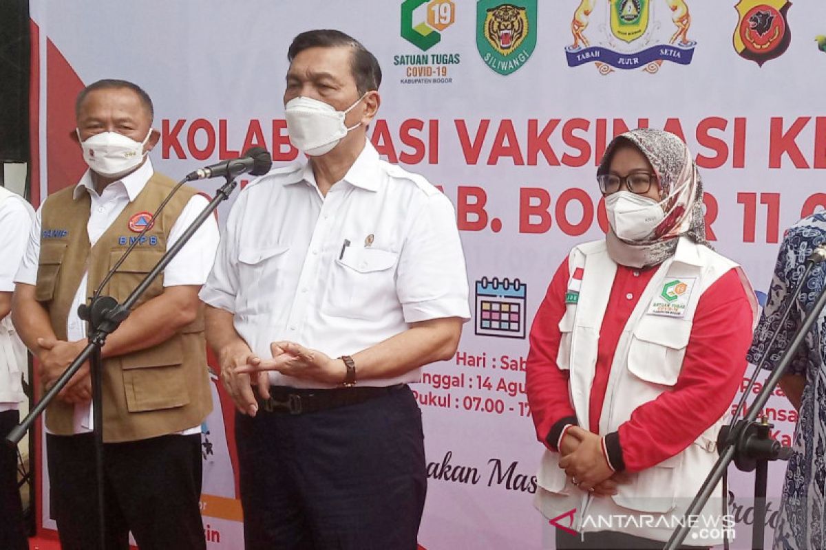 Pemkab Bogor tambah 600 vaksinator untuk capai target dari Luhut