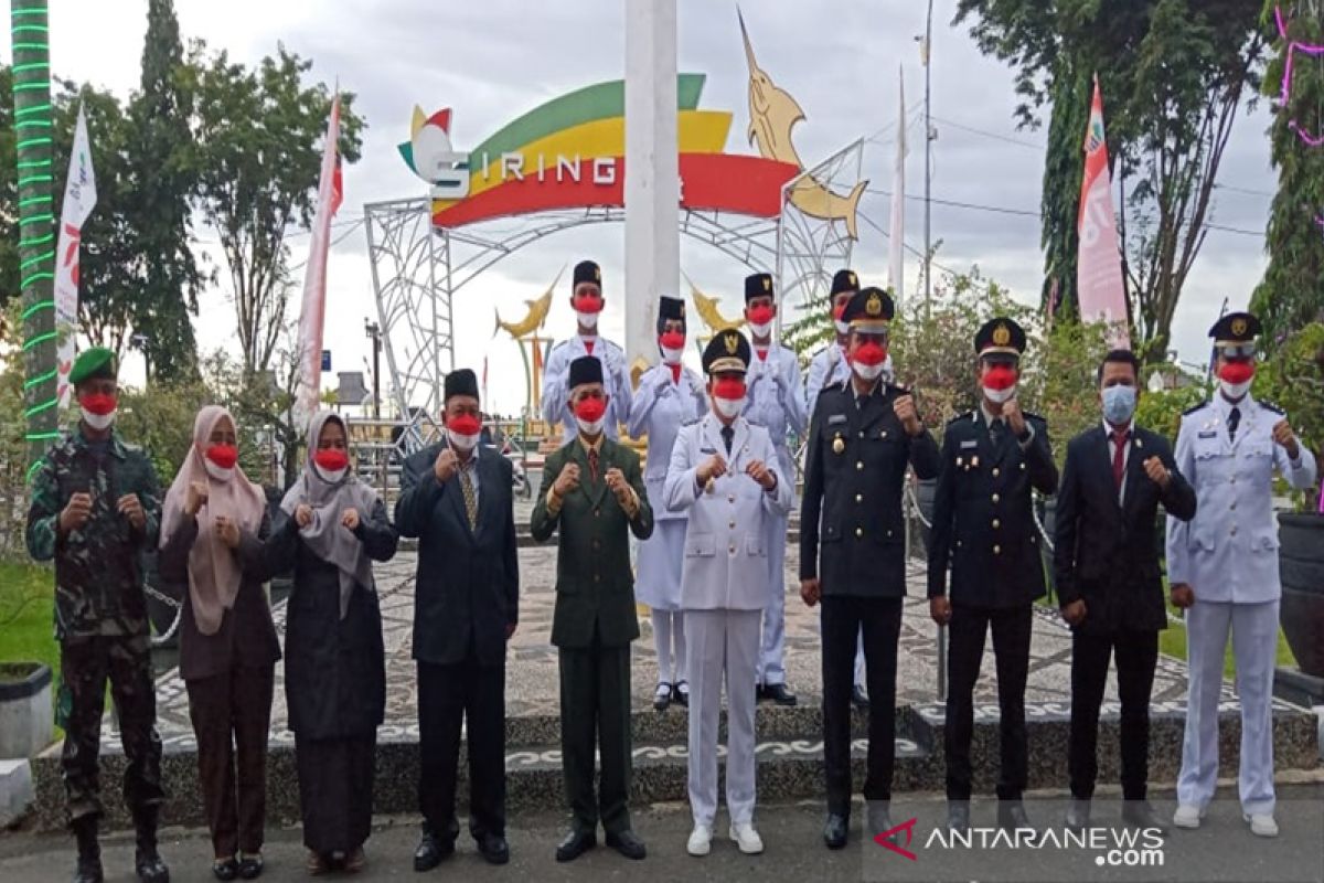 Wabup Kotabaru pimpin upacara penurunan bendara merah putih