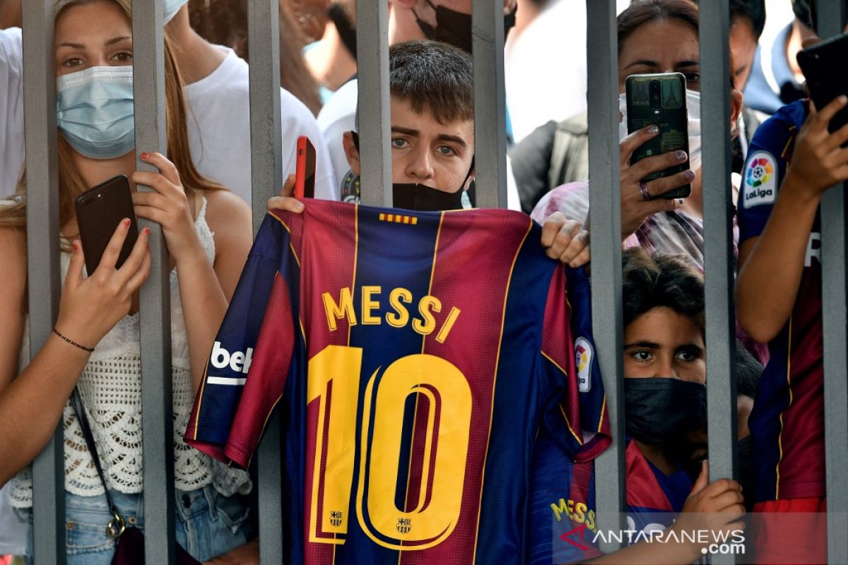 Ini pewaris nomor 10 Lionel Messi di Barcelona