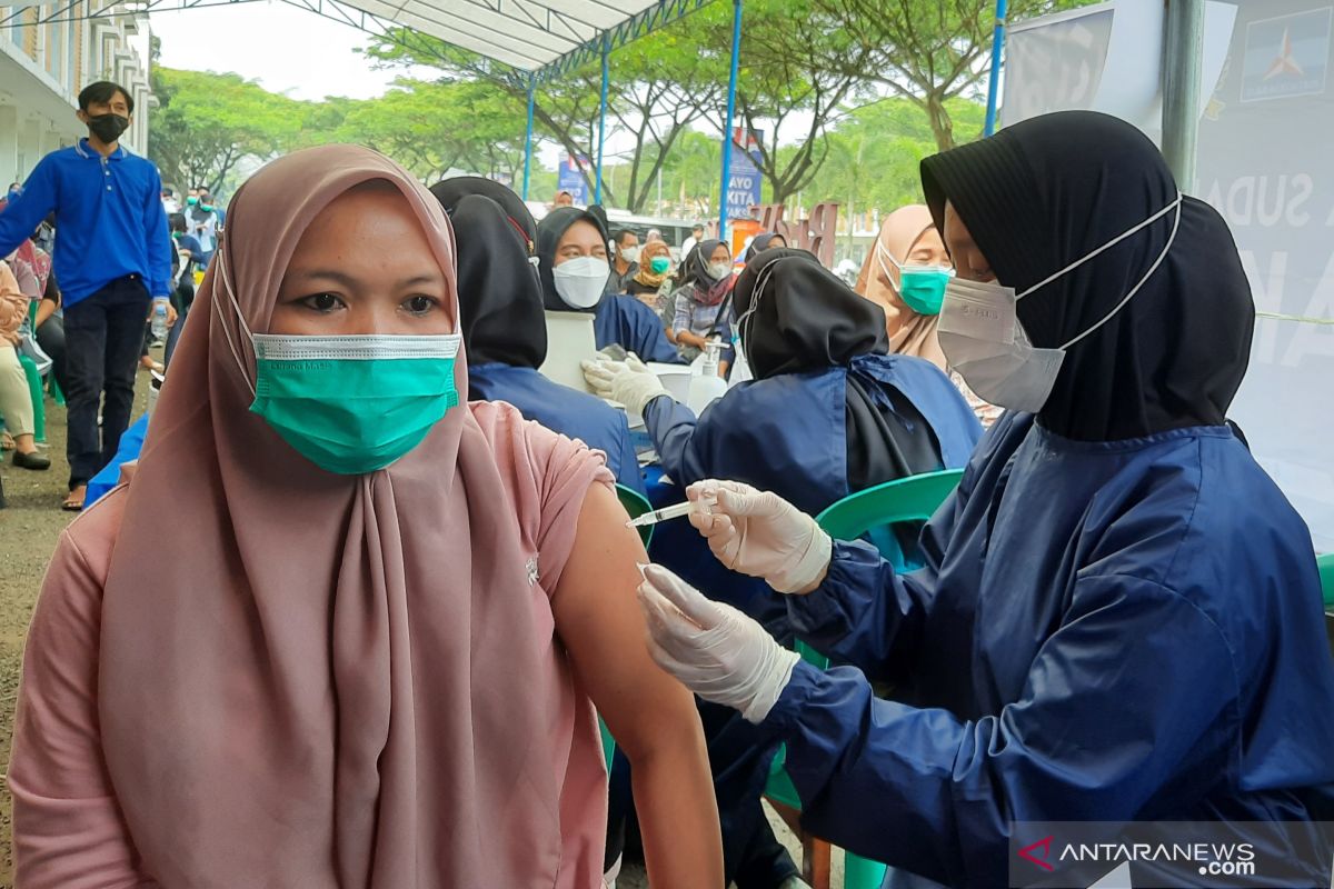 Sebanyak  600 ibu hamil di Tangerang telah jalani vaksinasi tahap pertama