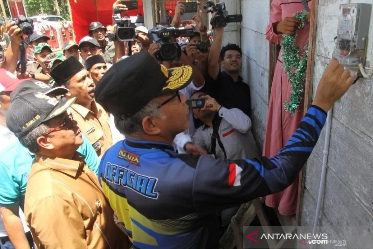 Aceh pasang listrik gratis bagi 1.221 rumah kurang mampu pada 2021