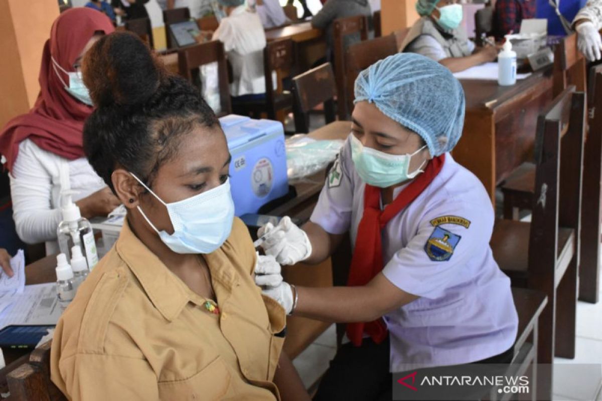 Provinsi Papua Barat luncurkan vaksinasi pelajar untuk merdeka belajar