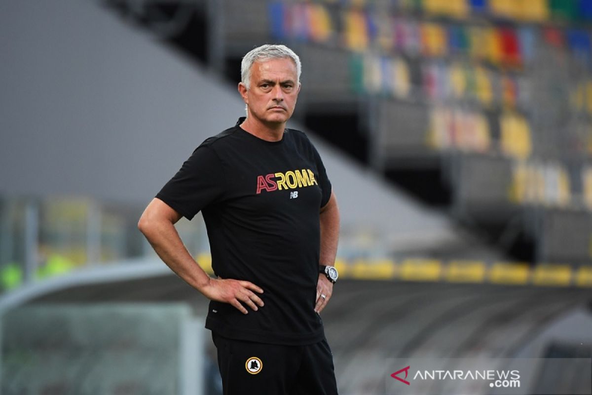 Mourinho tegaskan AS Roma  fokus kepada laga hadapi Vitesse