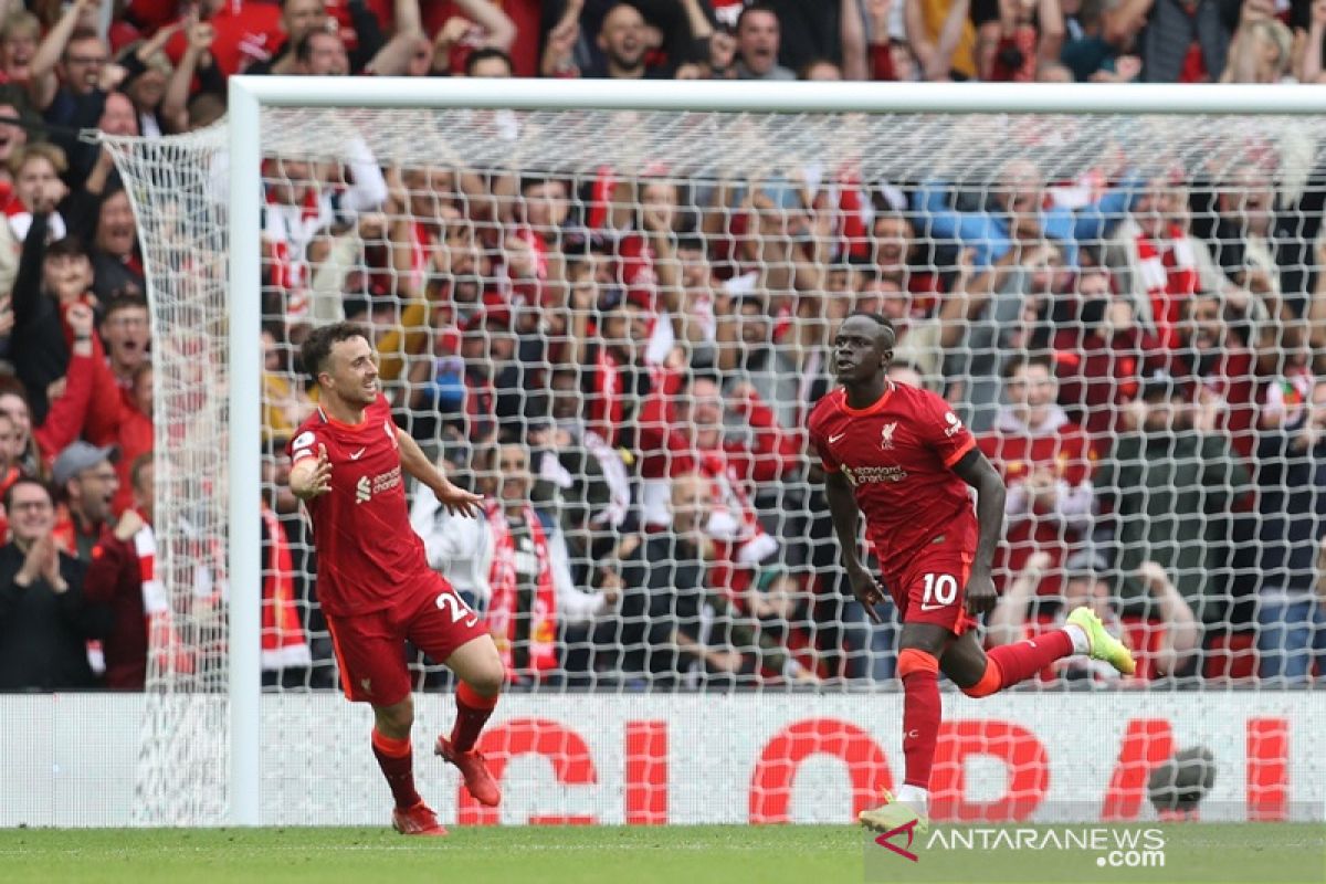 Diogo Jota, Sadio Mane bawa Liverpool tundukkan Burnley 2-0