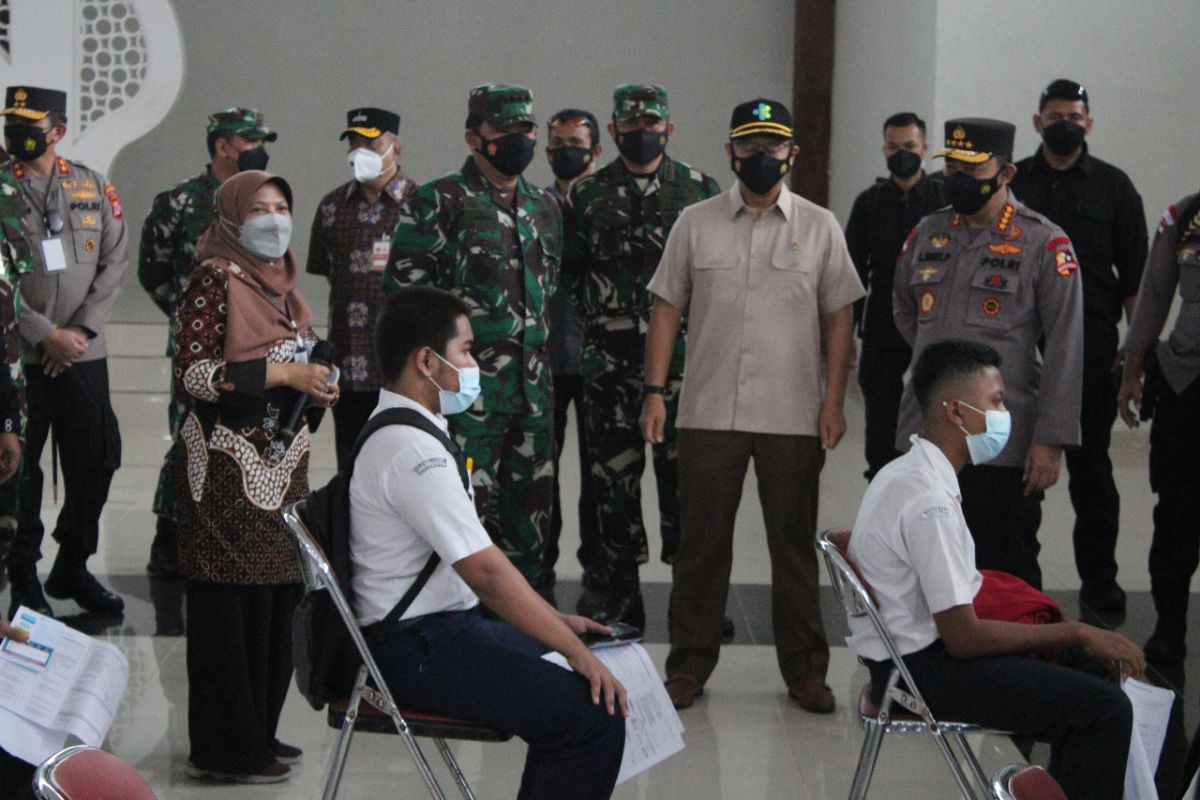 Panglima TNI minta Pemkab Kulon Progo percepat "tracing"