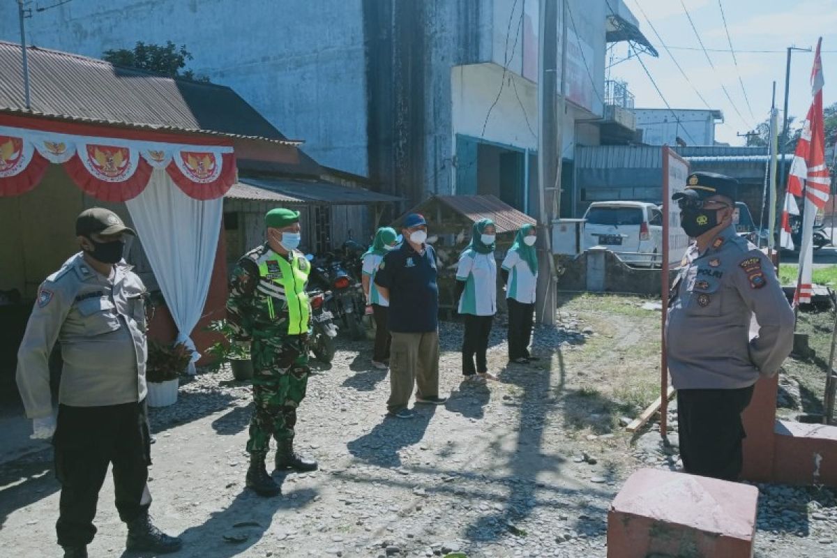 Polsek Padang Tualang Langkat lakukan penyekatan menuju kawasan wisata Tangkahan