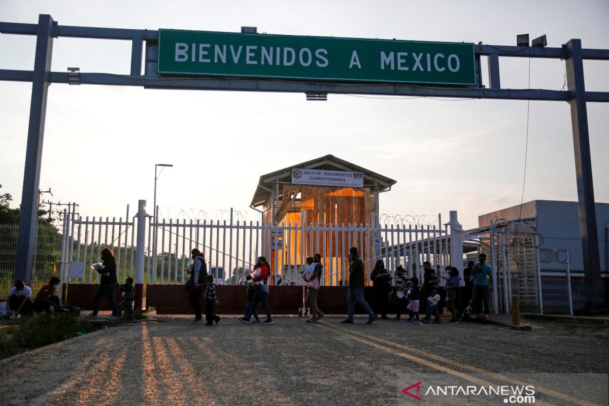 Protes migran di Meksiko selatan: 'Kami bukan penjahat'