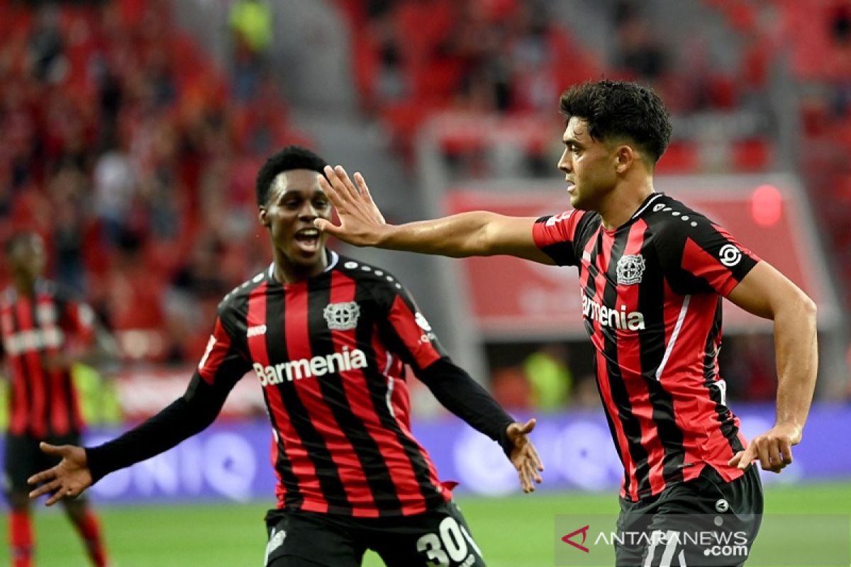 Leverkusen tampil klinis saat cukur Gladbach 4-0