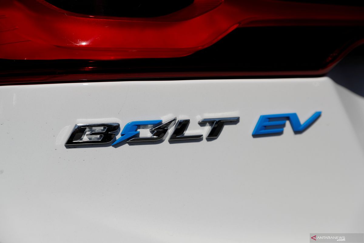 GM tingkatkan produksi Chevrolet Bolt EV
