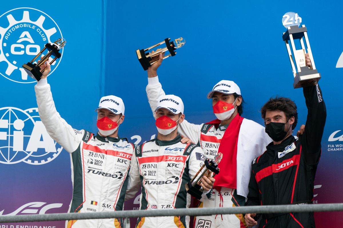 Sean Gelael naik podium di 24 Hours of Le Mans