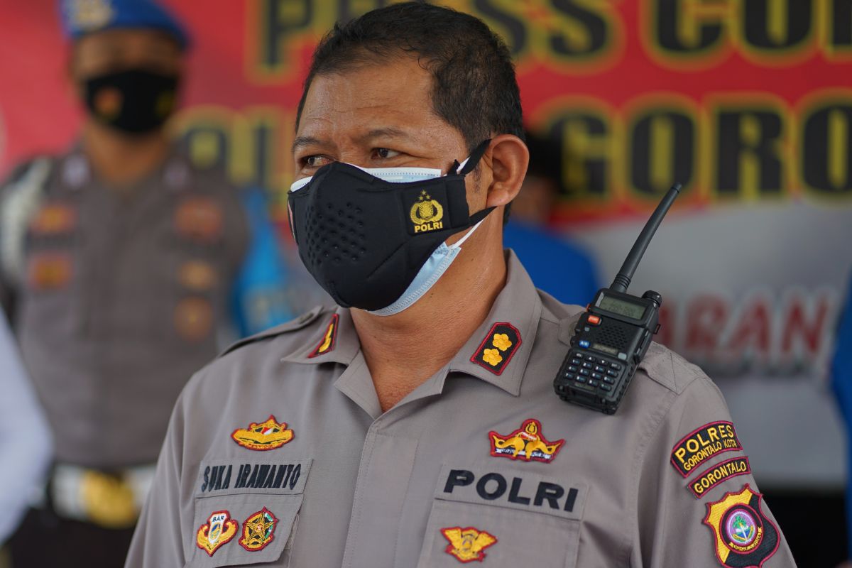 Polres Gorontalo Kota lakukan penyekatan sejumlah ruas jalan