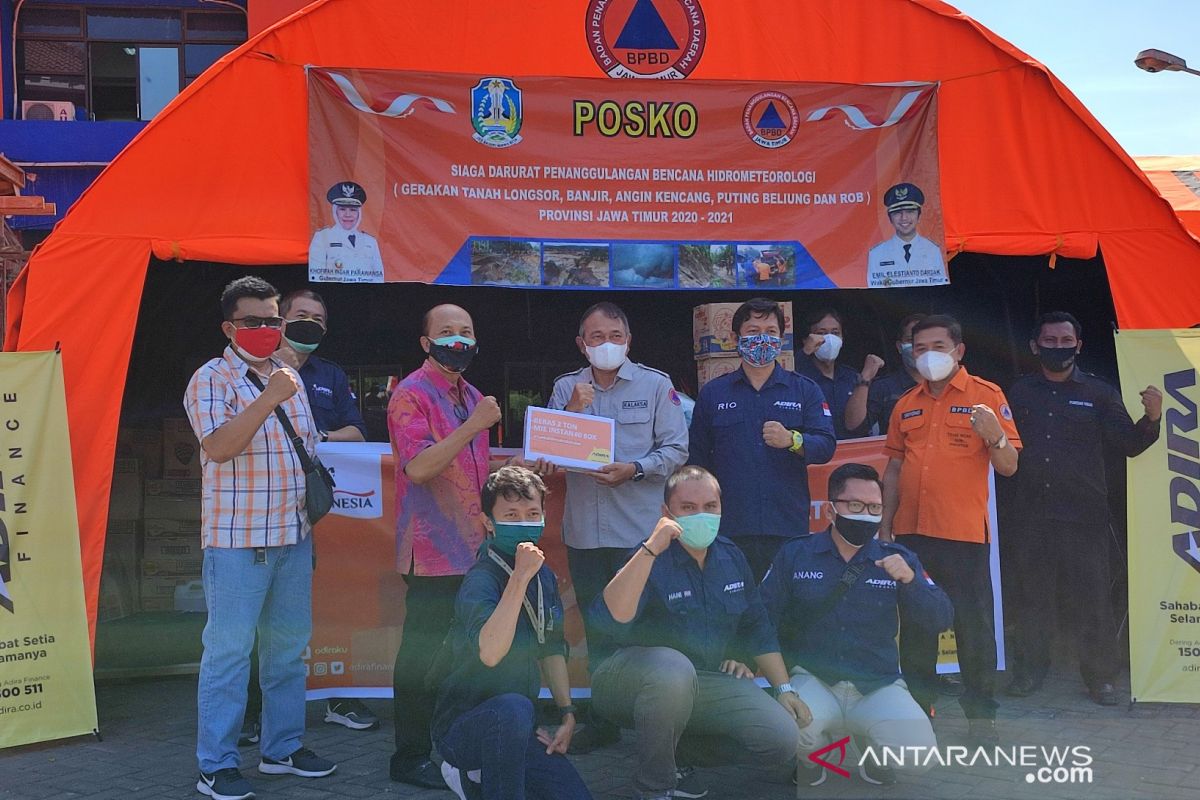 Adira Finance salurkan bantuan sembako dan masker bagi masyarakat