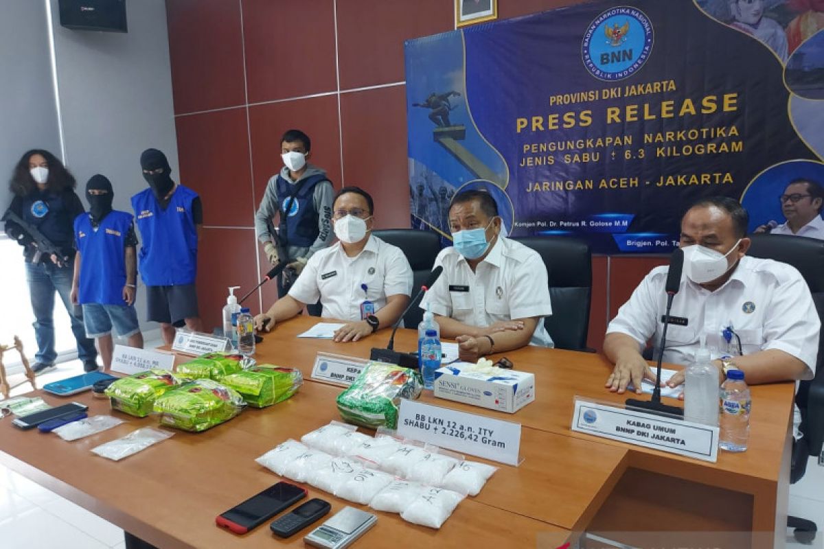 BNNP Jakarta gagalkan peredaran 6,3 kilogram sabu-sabu dalam bungkus teh