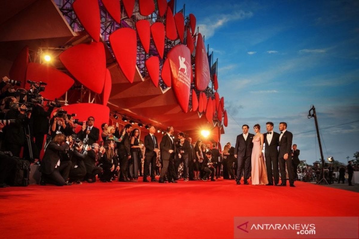 Penylenggara Festival Film Internasional Toronto haruskan pesertanya divaksinasi