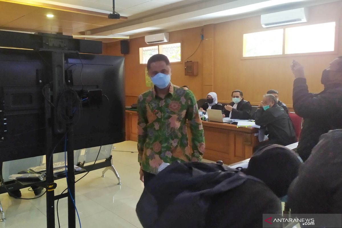 Hengky Kurniawan hadiri sidang korupsi bansos Bupati Bandung Barat