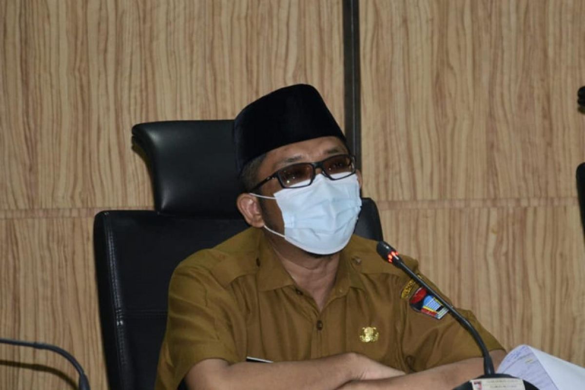 Wali Kota tegaskan Amasrul masih menjabat Sekda Padang