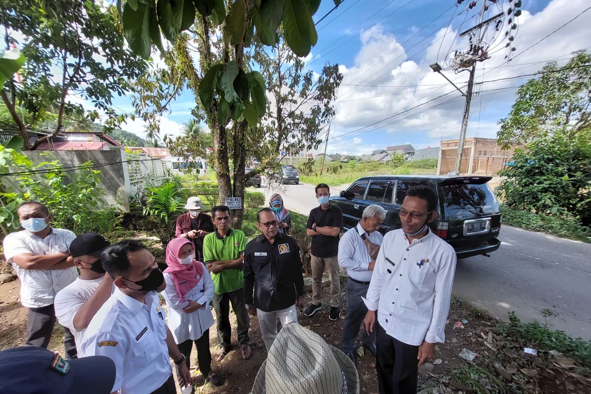 Selalu terendam banjir, Desrio Putra fasilitasi normalisasi saluran primer di Padang