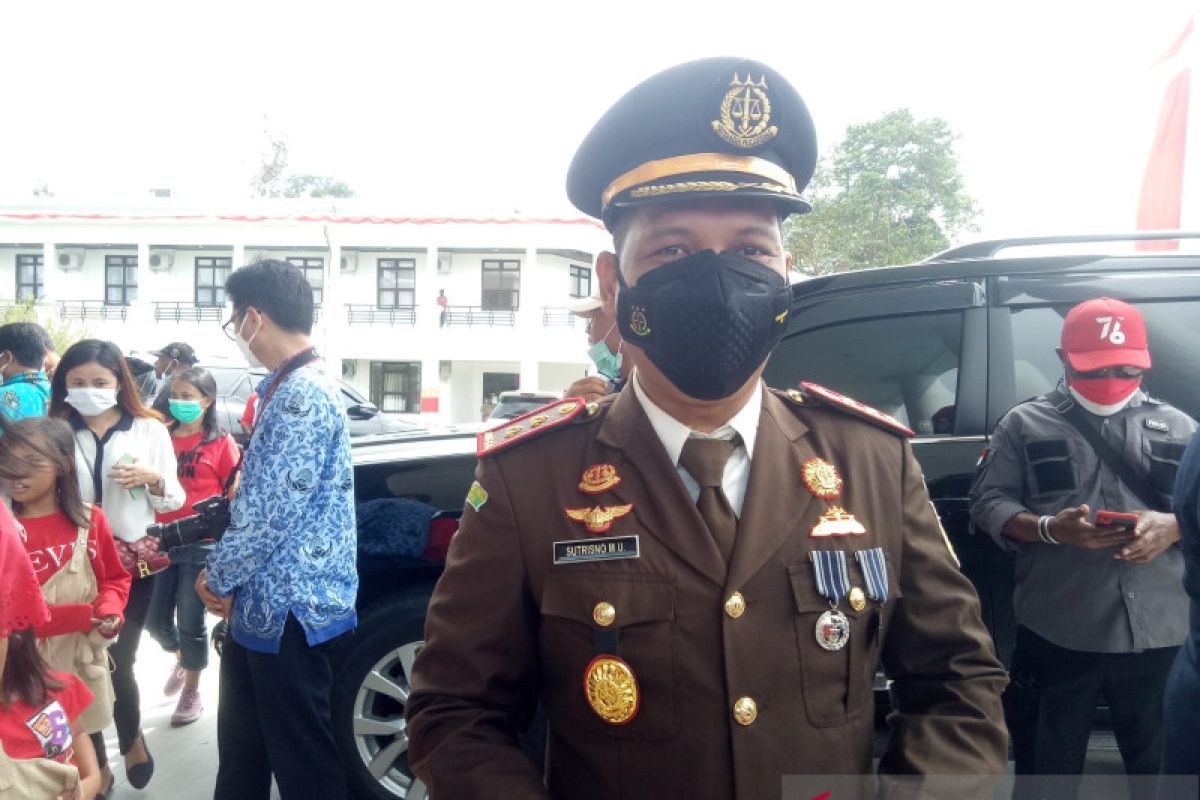 Tersangka korupsi BOS SMAN 1 Mimika kembalikan dana Rp516 juta