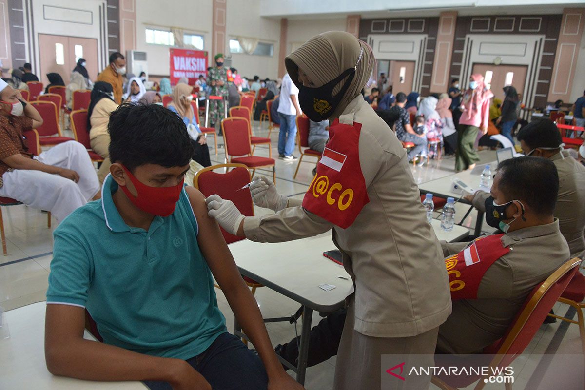 Wali Kota Lhokseumawe wajibkan ASN divaksin COVID-19