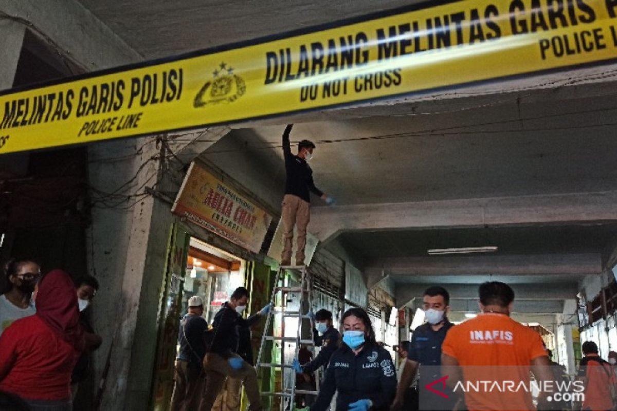 Polisi temukan tiga selongsong peluru di lokasi perampokan toko emas di Medan