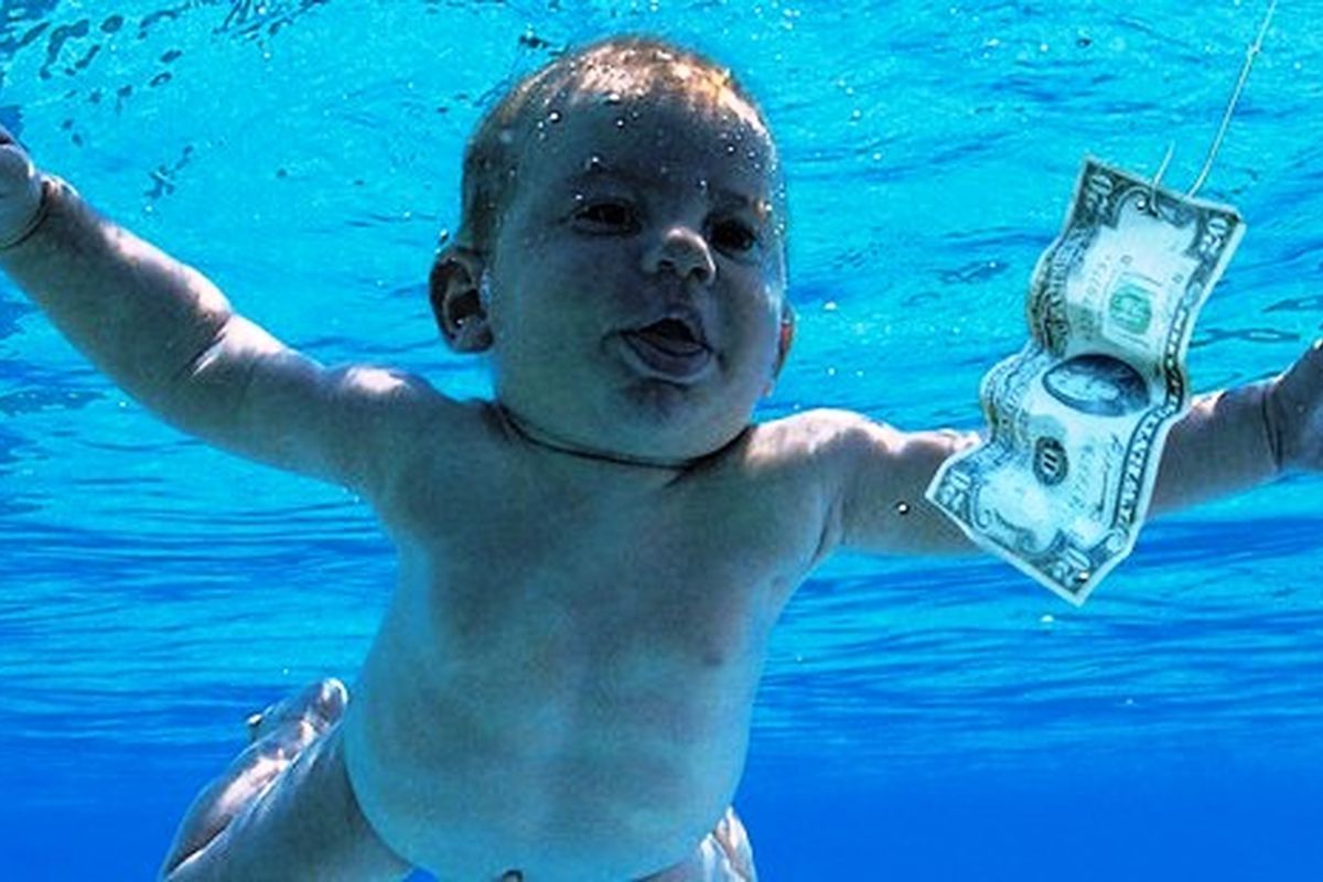 Bayi telanjang di album "Nevermind" Nirvana tuntut ganti rugi