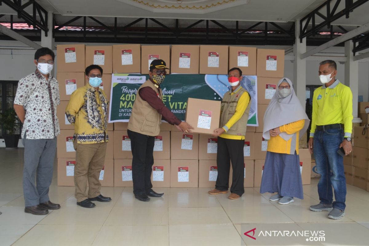 PT Adaro bantu 4.000 paket masker dan vitamin ke Pemkab Batola